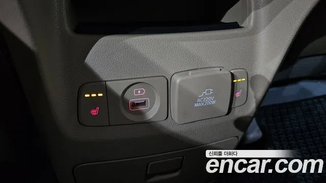 Kia Carnival 2019 thumb 9