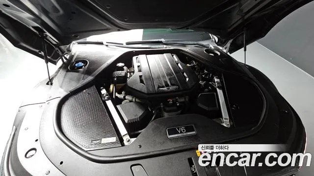 Genesis G90 2022 thumb 11