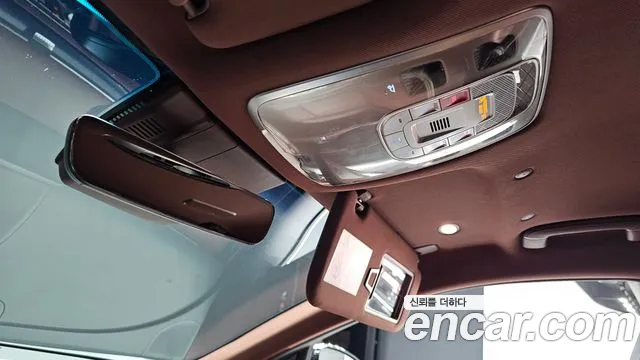 Genesis G90 2022 thumb 8
