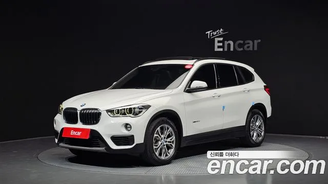 BMW X1 2016 thumb 11