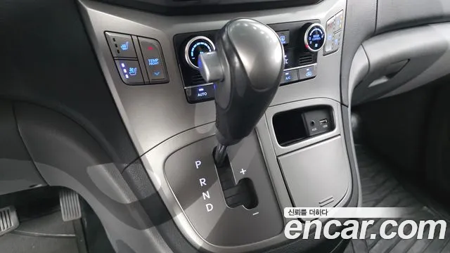 Hyundai Staria 2019 thumb 7
