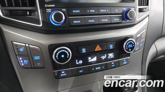 Hyundai Staria 2019 thumb 6