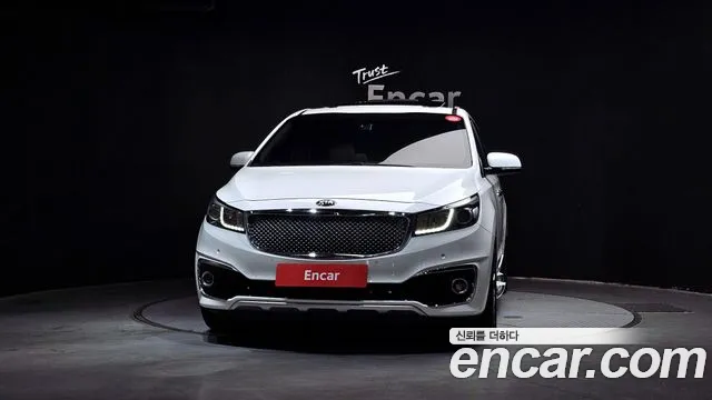 Kia Carnival 2016 thumb 3