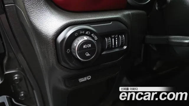 Jeep Gladiator 2022 thumb 2