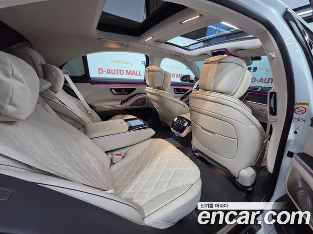 Mercedes-Benz S-Class 2024 thumb 10
