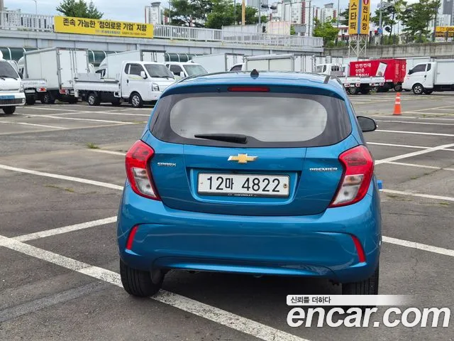 Chevrolet Spark 2018 thumb 12