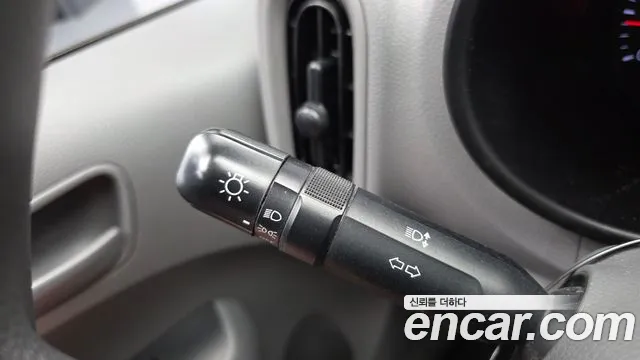 Kia Morning 2018 thumb 8