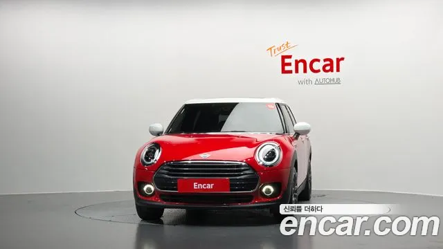 Mini Cooper Clubman 2023 thumb 7