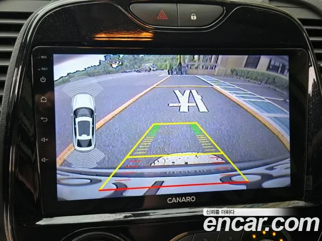 Renault QM3 2014 thumb 11