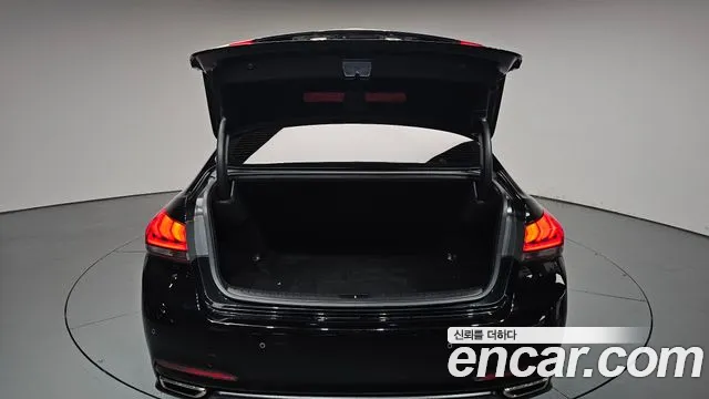 Hyundai Genesis 2016 thumb 9