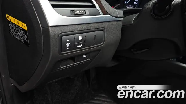 Hyundai Genesis 2016 thumb 5