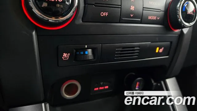 Kia Sorento 2010 thumb 12