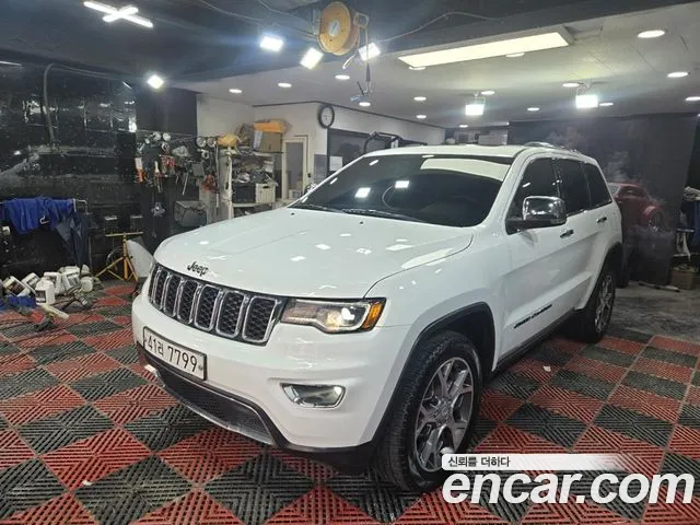 Jeep Grand Cherokee 2019 thumb 12
