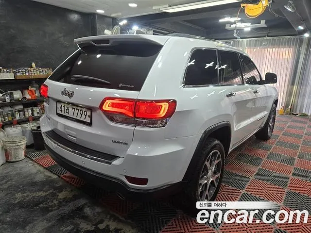 Jeep Grand Cherokee 2019 thumb 9
