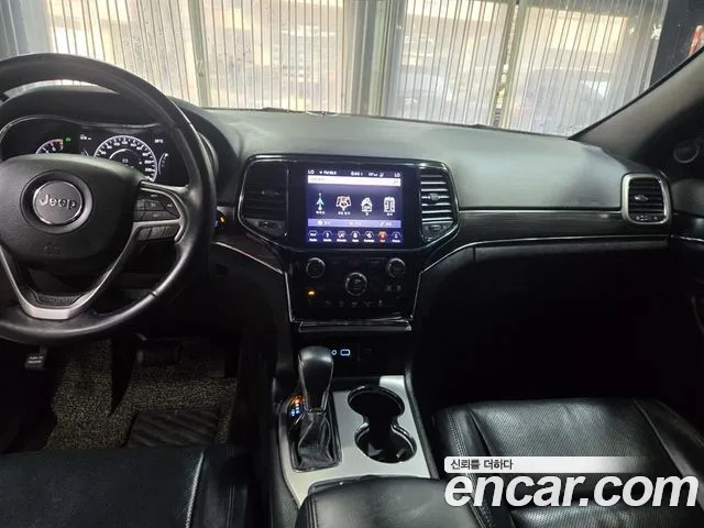 Jeep Grand Cherokee 2019 thumb 10