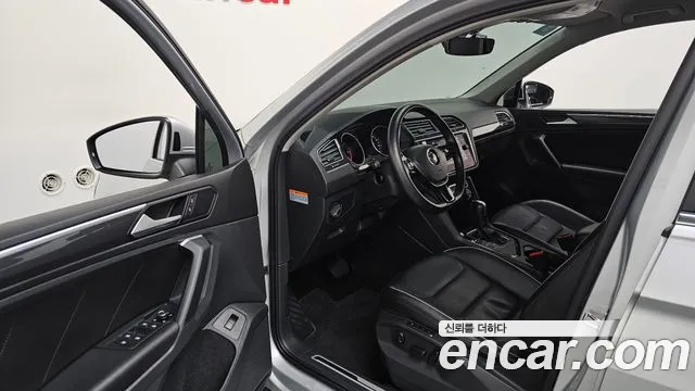 Volkswagen Tiguan 2019 thumb 7