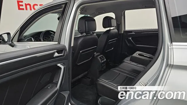 Volkswagen Tiguan 2019 thumb 5