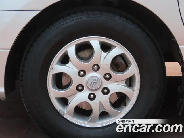 Hyundai Staria 2010 thumb 7