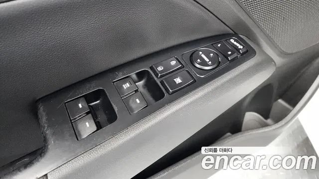 Hyundai Avante 2016 thumb 9