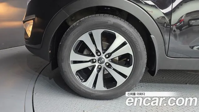 Kia Sportage 2010 thumb 10