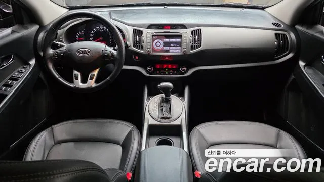 Kia Sportage 2010 thumb 8
