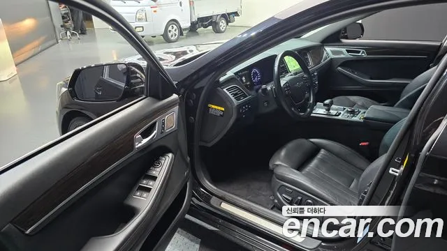 Genesis G80 2017 thumb 6