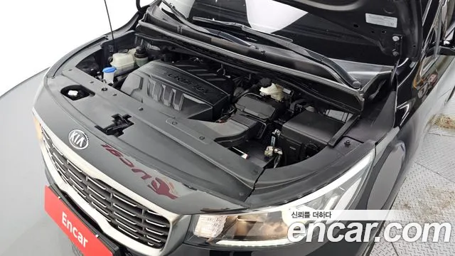 Kia Carnival 2020 thumb 3