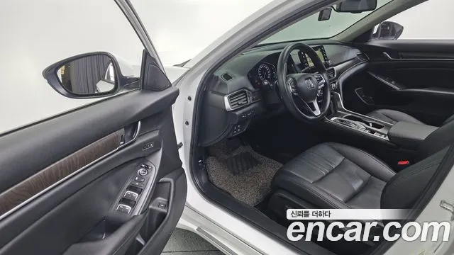 Honda Accord 2019 thumb 4