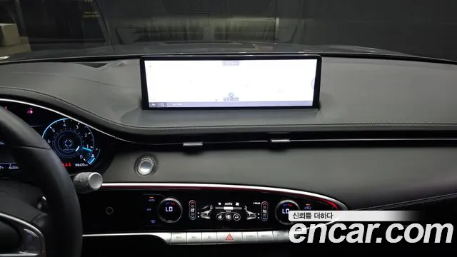 Genesis GV70 2021 thumb 2