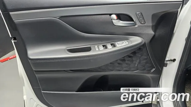 Hyundai Santa Fe 2020 thumb 5