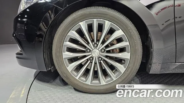 Hyundai Grandeur 2013 thumb 8