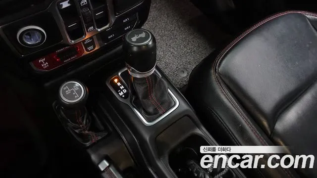 Jeep Wrangler 2021 thumb 11