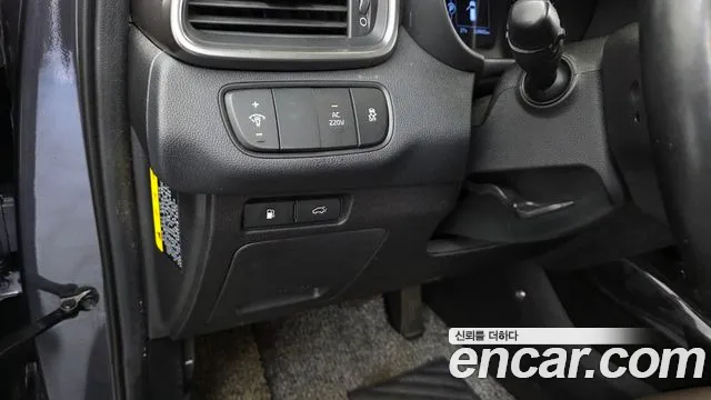 Kia Sorento 2016 thumb 4