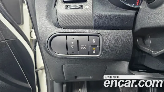 Kia K3 2013 thumb 12