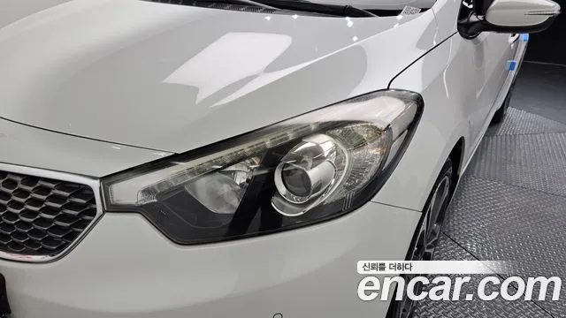Kia K3 2013 thumb 9