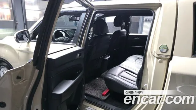 KGM Rexton 2023 thumb 5
