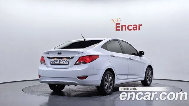 Hyundai Accent 2018 thumb 8