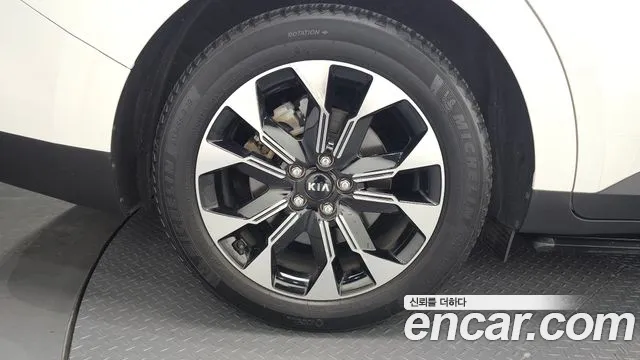 Kia Carnival 2020 thumb 4