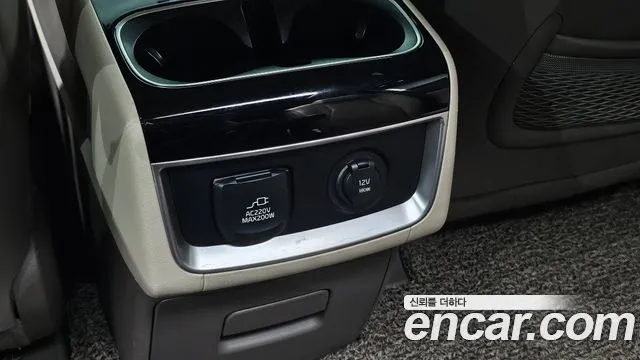 Kia Carnival 2020 thumb 11