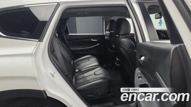 Hyundai Santa Fe 2019 thumb 6