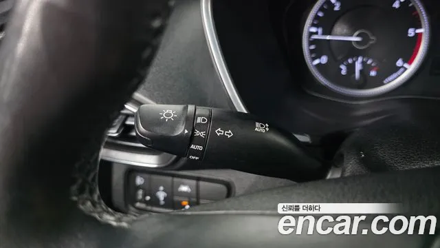 Hyundai Santa Fe 2019 thumb 11