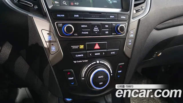 Hyundai Santafe 2017 thumb 7
