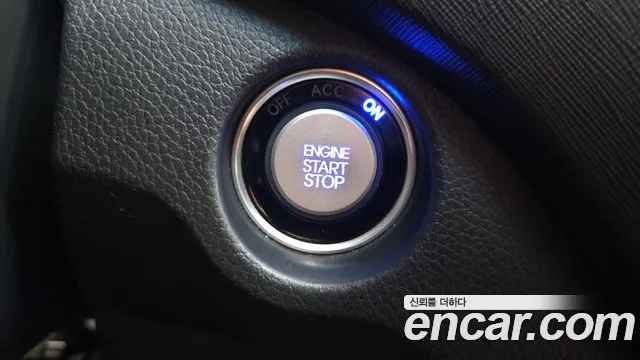 Hyundai Santafe 2017 thumb 6
