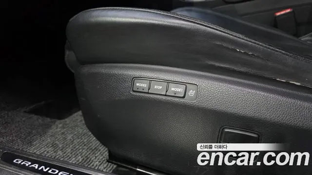 Hyundai Grandeur 2011 thumb 9