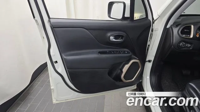 Jeep Renegade 2017 thumb 10