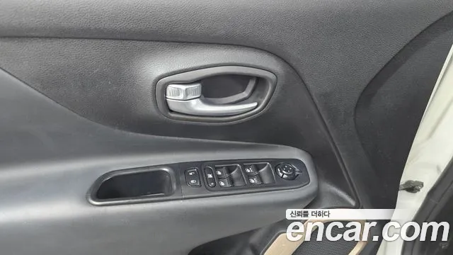 Jeep Renegade 2017 thumb 12