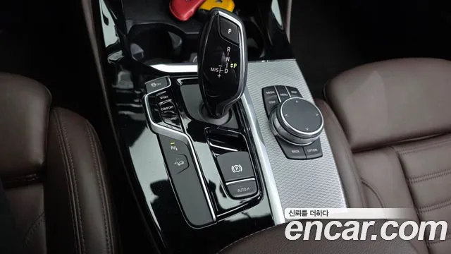BMW X4 2020 thumb 11