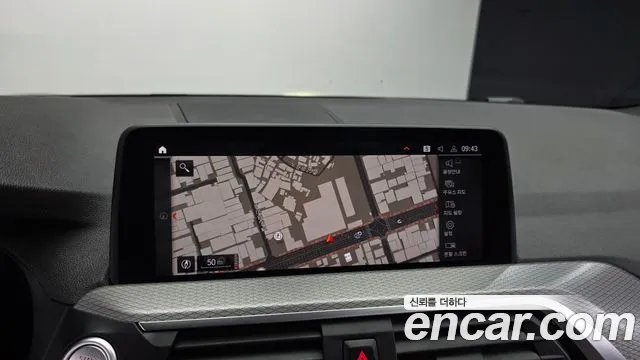 BMW X4 2020 thumb 2