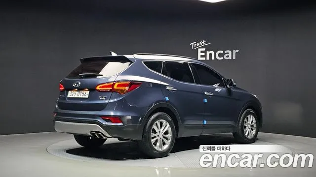 Hyundai Santafe 2016 thumb 4