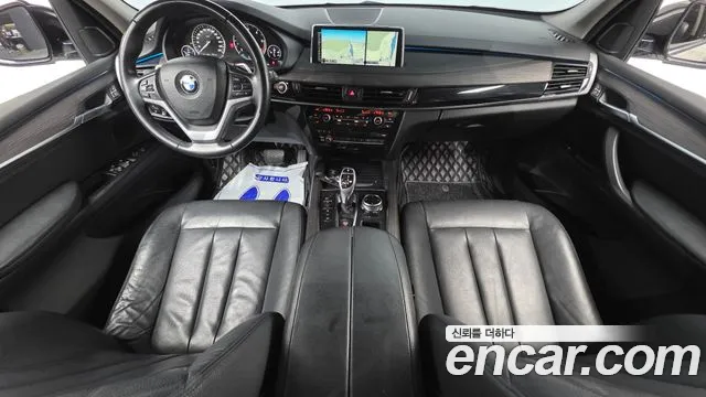 BMW X5 2015 thumb 12